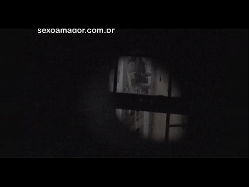 ❤️ Блонди ба таври махфӣ аз ҷониби як сайёҳи ҳамсоя, ки паси хиштҳои холӣ пинҳон шудааст, сабт мешавад ️❌ Видео мақъад дар мо tg.seecamsus.top